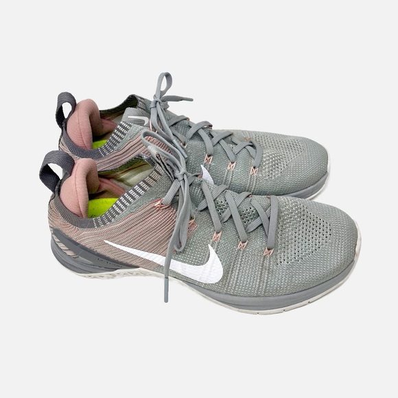 Nike Metacomet DSX Flyknit Training Sneakers Gray and Pink Run Walk Hike Size 11 - Picture 3 of 8